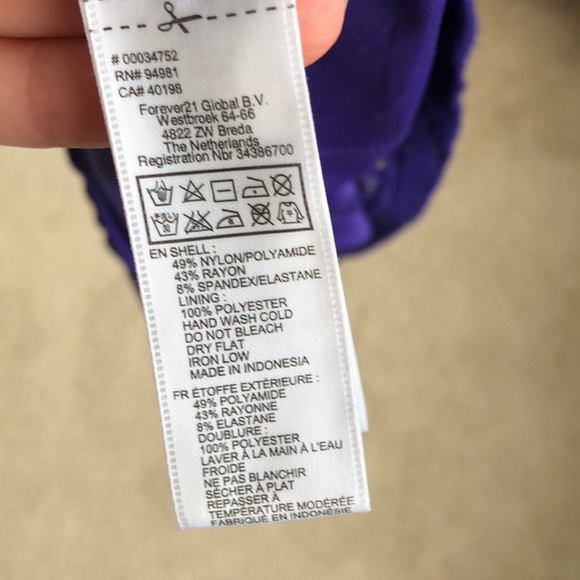 ✨LACE DRESS✨ - Picture 5 of 6